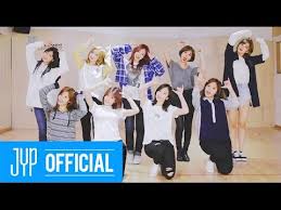 tzuyu signal bonae signal bonae jjirit jjirit jjirit jjirit nan neoreul wonhae nan neoreul wonhae wae baneungi eoptni sana mannal ttae mada maeumeul dama jjirit jjirit jjirit jjirit gidarijanha da boijanha wae alji mothani. Twice Signal Dance Video Youtube