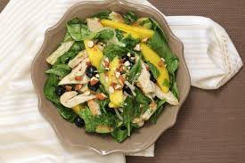 Check spelling or type a new query. Insalata Di Pollo Con Spinacino Avocado Mango Mirtilli E Mandorle Un Pinguino In Cucina