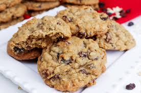 Jan 05, 2012 · white sugar will make your cookies crispier while brown sugar contains more moisture and will result in a softer and more chewy cookie. Soft And Chewy Oatmeal Raisin Cookies Two Sisters