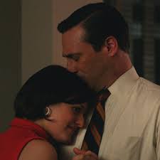 Don Calls Peggy To Say Goodbye On 'Mad Men' & It's Absolutely Heartbreaking