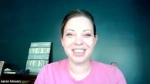 Amber Mowery's Instagram, Twitter & Facebook