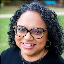 Lottie Chestnut's Instagram, Twitter & Facebook