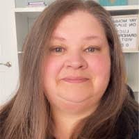 Vicky Wahl's Instagram, Twitter & Facebook