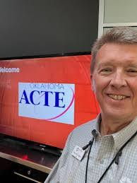 Justin Dowdy's Instagram, Twitter & Facebook