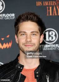 Dean Geyer's Instagram, Twitter & Facebook