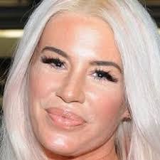 Bryan Ryder's Instagram, Twitter & Facebook