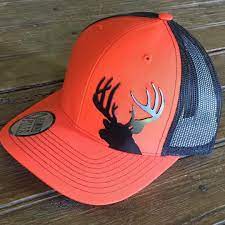 This Hat Is So Cool Orange And Black Richardson With A Metal Deer Perfect For Hunting Season Shooter Cap 29 W Country Hats Leather Hats Cute Hats