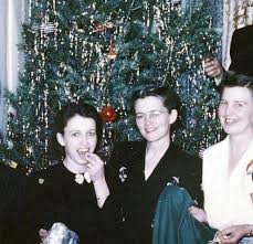 Maybe you would like to learn more about one of these? It S Beginning To Look A Lot Like Vintage Christmas Glamour Daze