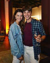 Joana aguiar revela um enorme carinho pela sua personagem, sandy, e conta que cantar foi o desafio até agora na sua carreira. Joana Aguiar Tv 7 Dias