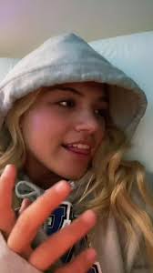 Maci Robinson's Instagram, Twitter & Facebook