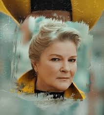 I love ELAYNE though