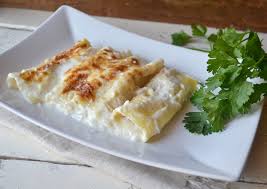 Imagine coming home to this spinach ricotta cannelloni. Cannelloni Mozzarella E Prosciutto Cotto