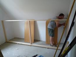 Porte placard coulissante sous pente. 201 Fabriquer Placard Sous Pente De Toit Dressing Sous Pente Dressing Sous Pente Ikea Placard Sous Pente