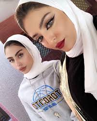 Beautiful Kuwaiti Women كويتيات Beautiful Kuwaiti Womenbeautiful Kuwaiti Women كويتيات Muslim Women Hijab Muslim Women Fashion Muslim Beauty