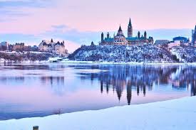 Ontario is a canadian province bounded by manitoba to the west, hudson bay to the north, québec to the east, and new the capital city of ontario is toronto. Life In Ontario Canadian Provinces Canadianvisa Org