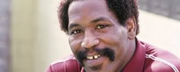 May 28, 2021 · i̇lk ve ortaöğrenimini kayseri' de tamamlayarak 1983 yılında ankara polis koleji'ne ve 1987 yılında da polis akademisi'ne girdi.1991 yılında i̇stanbul emniyet müdürlüğü'nde komiser. Polis Akademisi Den Bir Yildiz Kaydi Haberler Beyazperde Com