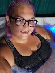 I'm single, just Incase a tall man with a construction job was wondering