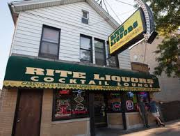 The Best Liquor Stores In Chicago Liquor Store Liquor Chicago