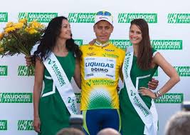 Mis helemaal niets van de tour de france 2020 via sporza.be. Tour De France Les Feministes S En Prennent Aux Hotesses Du Podium