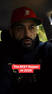 Rochelle Burgess's Instagram, Twitter & Facebook