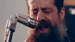 Sean Rowe med fantastisk versjon av "Luckenbach, Texas!