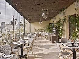 La luz y el color del mediterráneo inundan los salones de restaurante maestral en alicante, desde los que se disfruta del encanto de su frondoso jardín. Restaurante Atico En The Principal Madrid Hotel Reserva Online