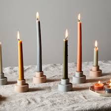 If you want to skip doing it yourself, you can find beautiful dried flower candles like this one with daisies a… 15 Best Spring Candles From Boy Smells Gardener To Hay Candle