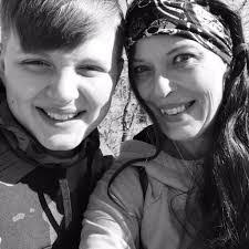 Crystal Mayer's Instagram, Twitter & Facebook