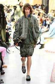 写真62 71 サカイ sacai 2020年春夏メンズコレクション 男性の服 メンズファッション 秋冬 ファッション メンズ