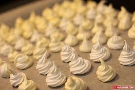 Recette Mini Meringues Facile Et Inratables Je Papote Recette Meringue Facile Mini Meringue Meringue