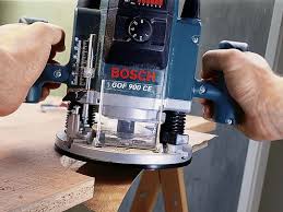 Ecco come ho realizzato un semplice, ma comodo e maneggevole, banco fresa portatile fai da te. Fresatrice Verticale Piallare Fresare Lavorare Il Legno