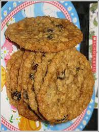 Thin Chewy Oatmeal Cookies Cookie Madness Recipe Oatmeal Cookies Chewy Oatmeal Raisin Cookies Chewy Oatmeal Cookie Recipes