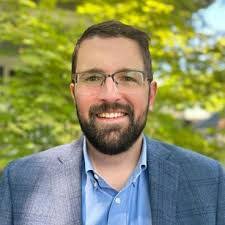 Robin Aden's Instagram, Twitter & Facebook