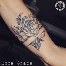 Pretty Peony Armband Tattoo Band Tattoo Band Tattoo Designs Arm Band Tattoo