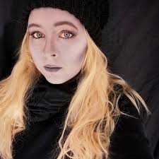 kohlmakeupsouthafrica #kohlcreativemakeupchallenge Egyptian symbol ✔️  Scarab beetle colors ✔️ Inspired by @rosharofficial ✔️ #dontrush #makeup  #mua #dontrushchallenge