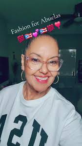 fashionforAbuelas #FYP #friyaaayy #abuelaslatinas #womenwithconfidenc...