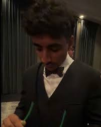 Hey, my name is Ayla Dyer! I'm from Vermont. I am committed to Salve to  study Elementary and Special Education. I love playing sports, going to the  gym, hanging out with friends