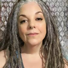 Denise Ellington's Instagram, Twitter & Facebook