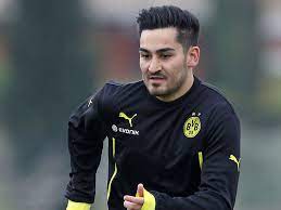 Discover everything you want to know about ilkay gundogan: Gundogan Reist Ab Sahin Bricht Sich Die Nase Bundesliga Kicker
