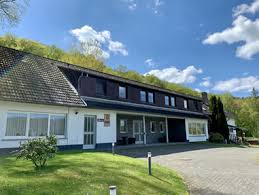 Haus blick am edersee ⭐ , germany, waldeck, schulstrasse 19: Urlaub Ferien Am Edersee Ferienlager Jugendherberge Fur Klassenfahrten Ferien Edersee De