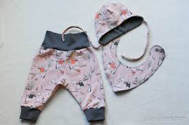 Diesmal ist es eine latzhose. Eintrage In Der Kategorie Geschenke Seite 6 Jule Julsen