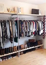 30 Gorgeous Open Storage Room Concepts For Innovative Residence Vintageweddingring Dressing Fait Maison Dressing Maison Idees De Placard
