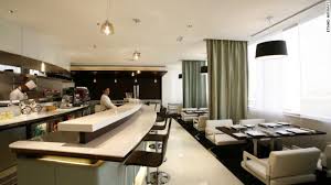 10 Of The World S Top Airport Lounges Lounge Interiors Airport Lounge Interior Design