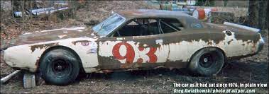 Not a vinyl top, a spackle spray. Developing And Finding The Record Setting 1969 Dodge Charger Daytona Allpar Forums