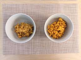 Side By Side Comparison Of Two Brands Of High Protein Mac And Cheese Banza Vs Simple Truth Organic Details Full Showdown In The Comments R 1200isplenty