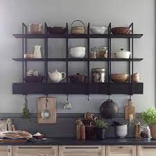 Avec ses matériaux bruts et robustes, elle s'accordera parfaitement. Rendez Votre Cuisine Unique Avec Les Etageres