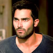 Lunatics ➳ Derek Hale/Teen Wolf [1]