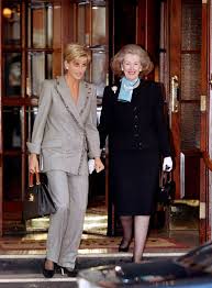 It was the slurring voice of mrs frances shand kydd. Royal News How Princess Diana S Acrimonious Maternal Feuds Left Her Greatly Affected Royal News Express Co Uk