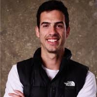 100+ perfiles de «Oromi»