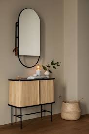 Schrank Mit Lamellenturen Schwarz Beige H M De Lamellenturen Haus Deko Dekor